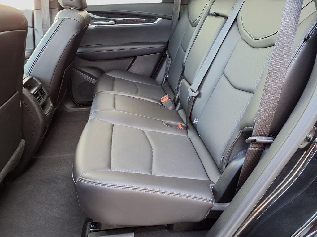 used 2025 Cadillac XT5 car, priced at $42,868