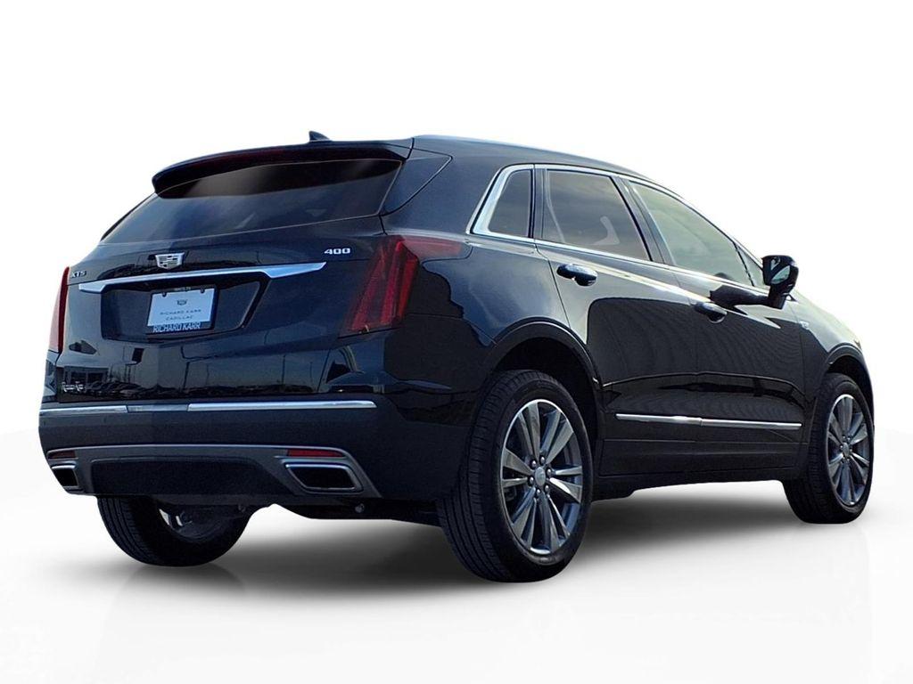 used 2025 Cadillac XT5 car, priced at $42,868