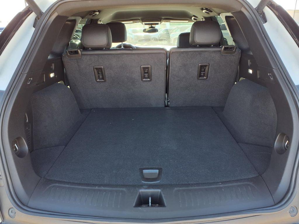 used 2021 Cadillac XT5 car, priced at $22,858