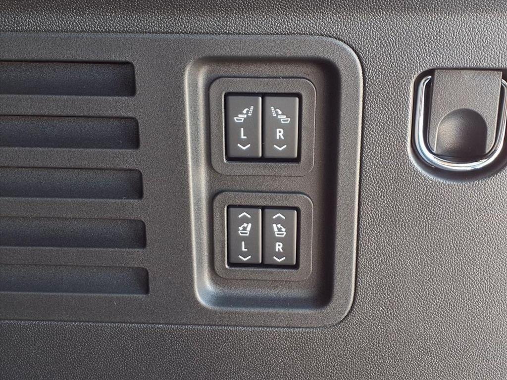 new 2026 Buick Enclave car, priced at $59,110