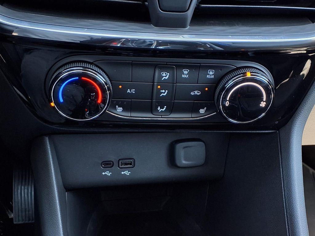 new 2026 Buick Encore GX car, priced at $31,641