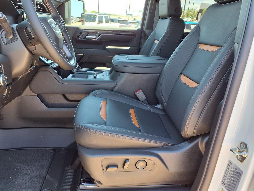 new 2026 GMC Sierra 2500 car, priced at $85,184