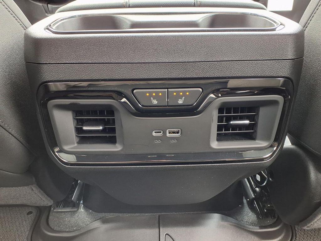 new 2026 GMC Sierra 2500 car, priced at $85,184