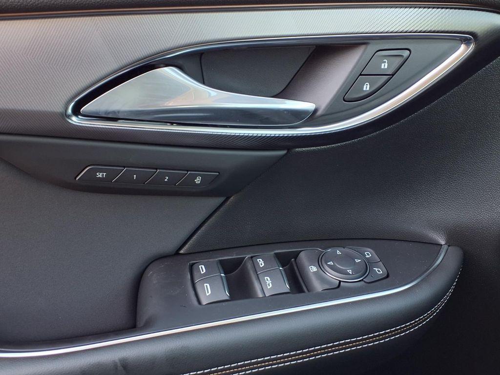 new 2026 Buick Envision car, priced at $45,676