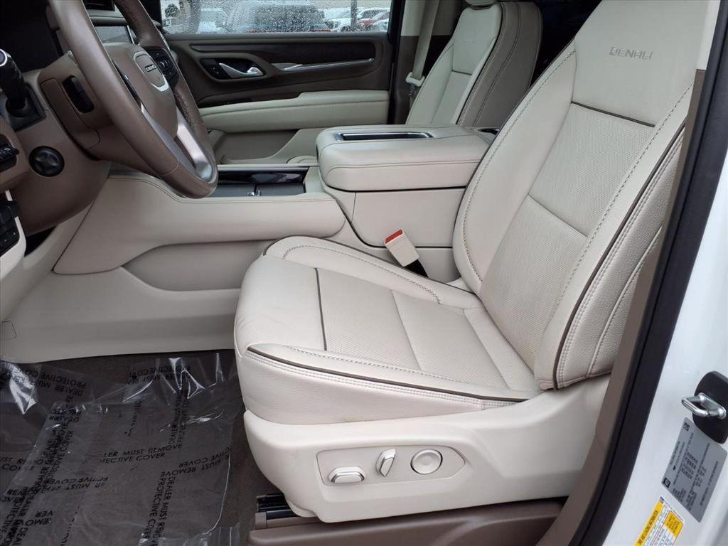 used 2022 GMC Yukon XL car, priced at $57,995