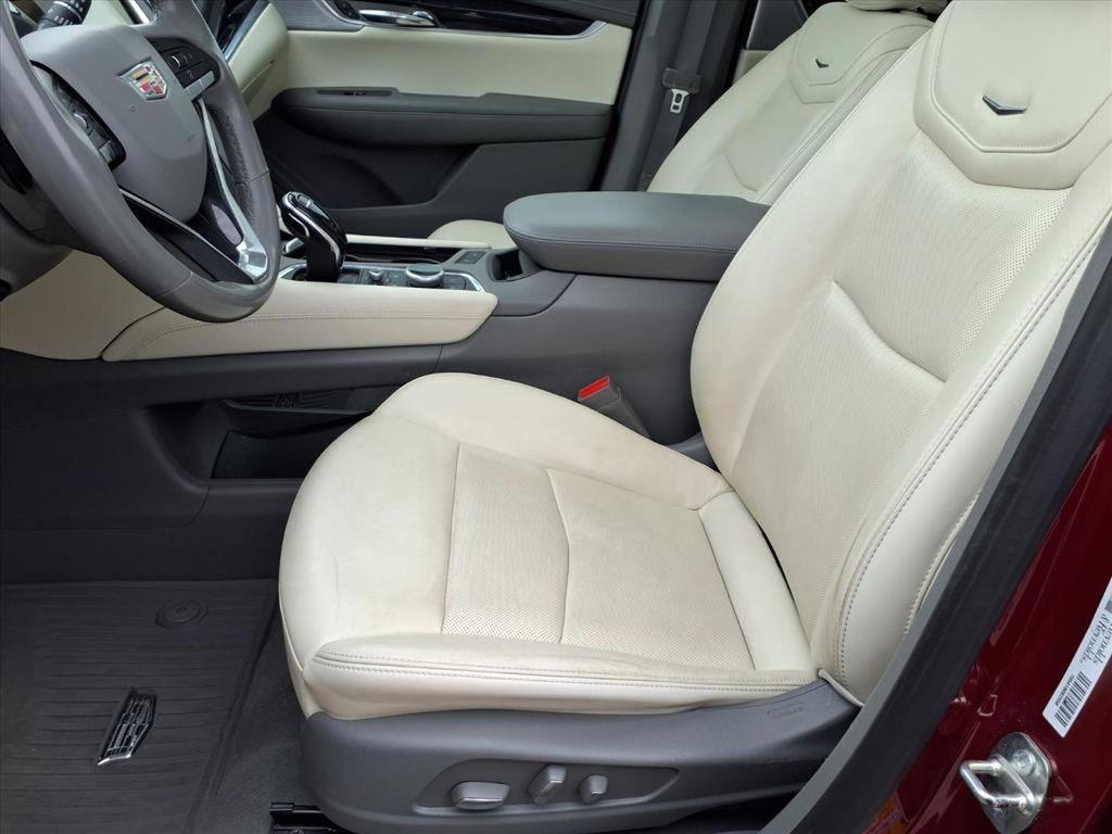 used 2020 Cadillac XT6 car, priced at $24,995