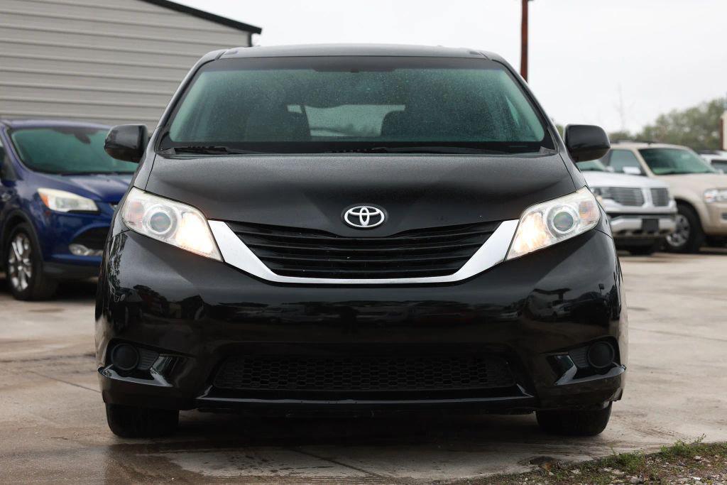 used 2015 Toyota Sienna car, priced at $6,900