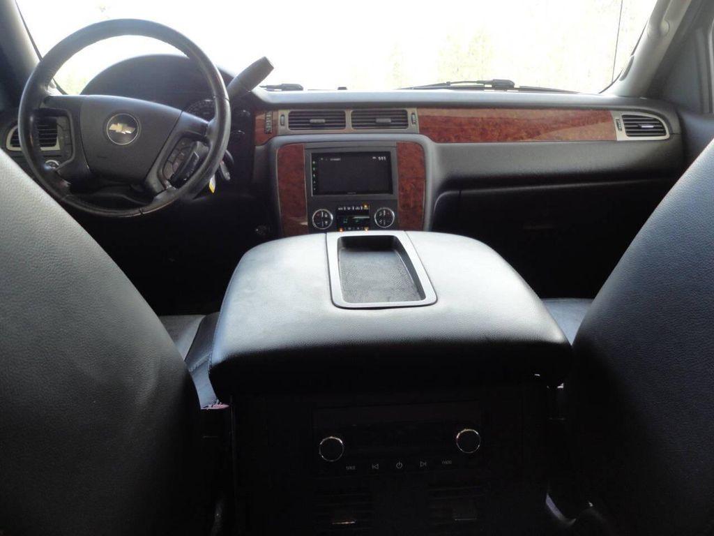 used 2007 Chevrolet Avalanche car, priced at $6,999