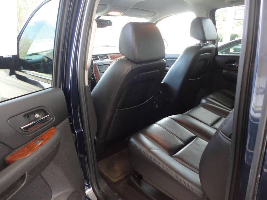 used 2007 Chevrolet Avalanche car, priced at $6,999