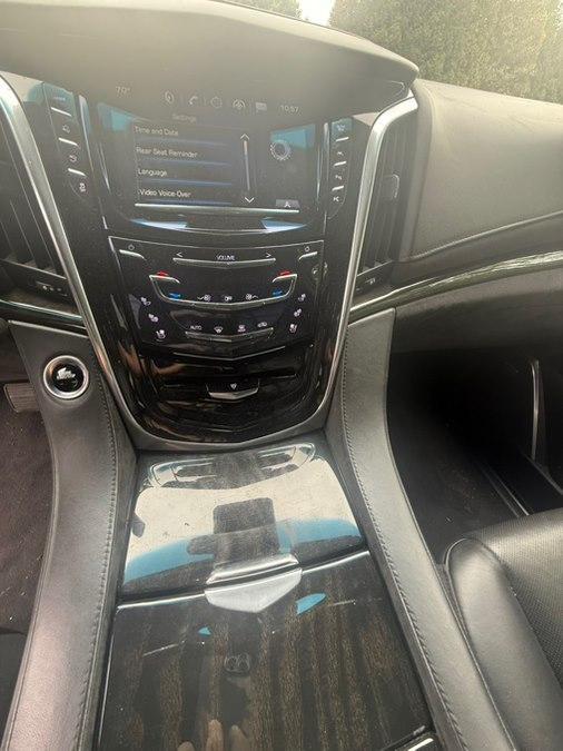 used 2018 Cadillac Escalade car, priced at $18,550