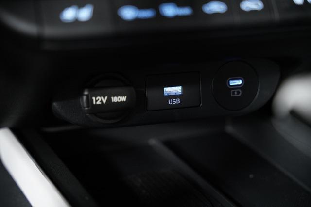 new 2025 Hyundai ELANTRA HEV car, priced at $27,607