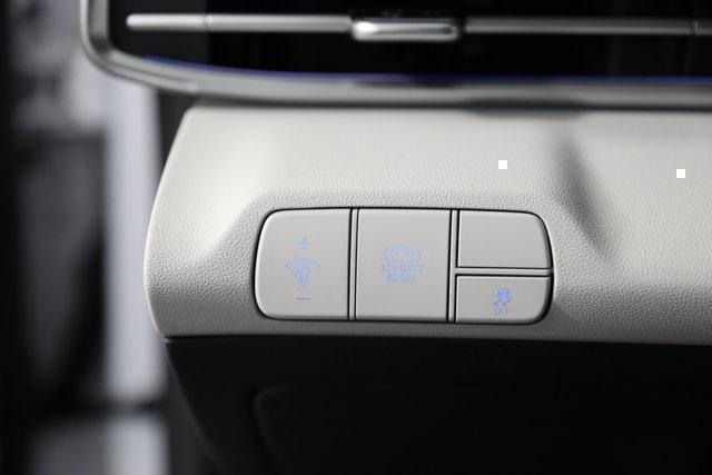 new 2025 Hyundai ELANTRA HEV car, priced at $27,543