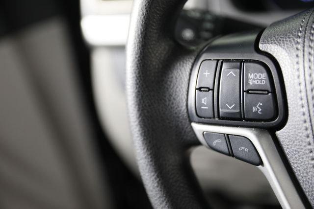 used 2019 Toyota Highlander car, priced at $18,877