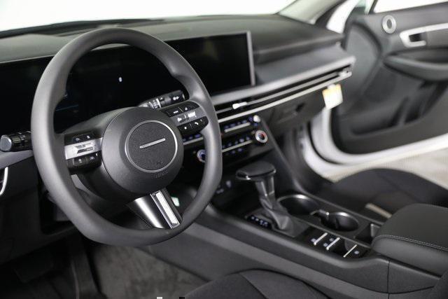 new 2025 Hyundai Sonata car, priced at $24,704