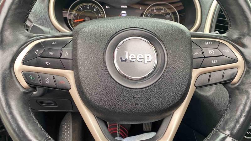 used 2015 Jeep Cherokee car, priced at $10,995