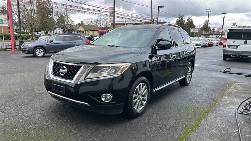 used 2015 Nissan Pathfinder car, priced at $11,995