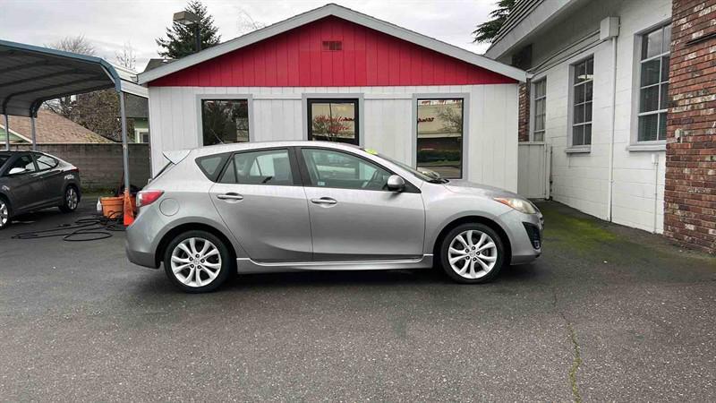 used 2011 Mazda Mazda3 car, priced at $6,995