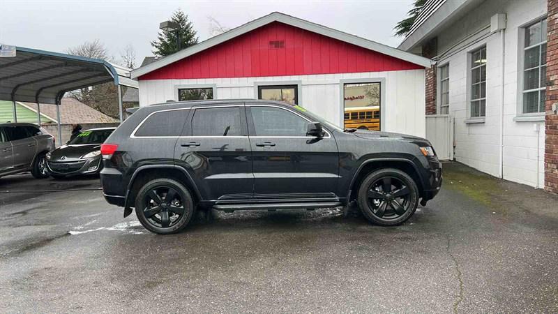 used 2015 Jeep Grand Cherokee car, priced at $15,995