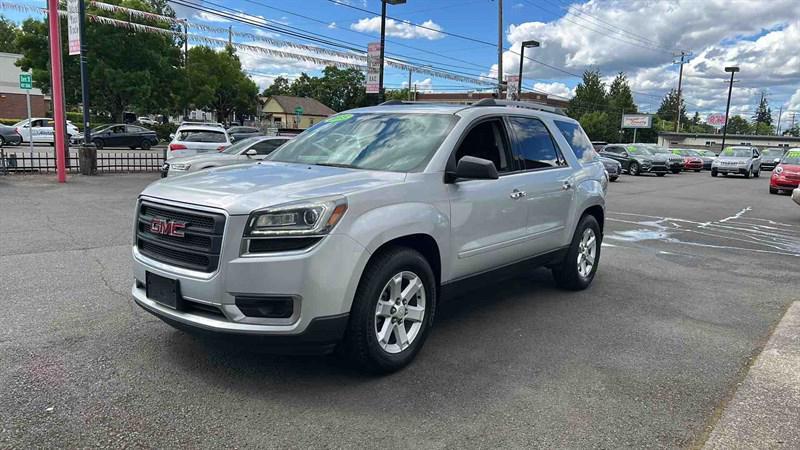 used 2015 GMC Acadia car, priced at $9,995