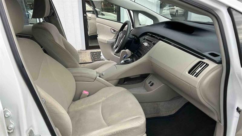 used 2010 Toyota Prius car, priced at $9,995