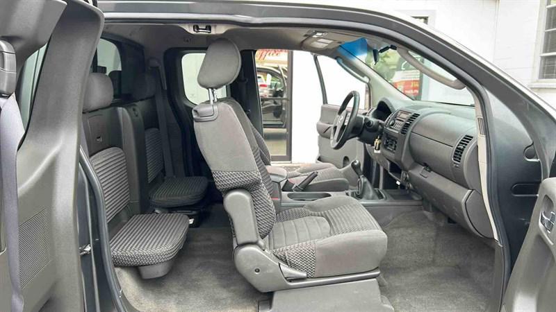 used 2006 Nissan Frontier car, priced at $9,995
