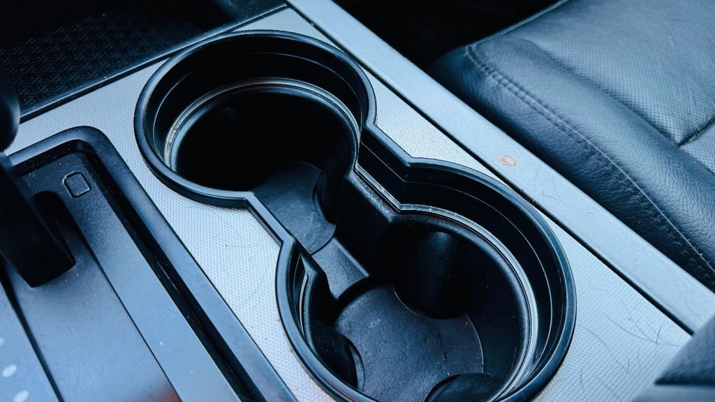 used 2015 Ford Expedition car, priced at $9,573