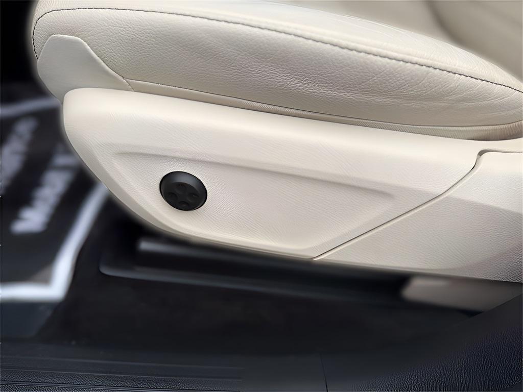 used 2023 Mercedes-Benz GLE 350 car, priced at $53,900