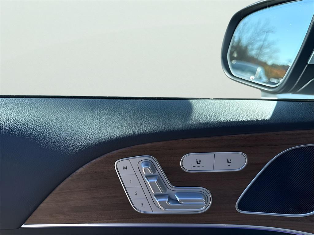 used 2025 Mercedes-Benz GLE 350 car, priced at $62,500