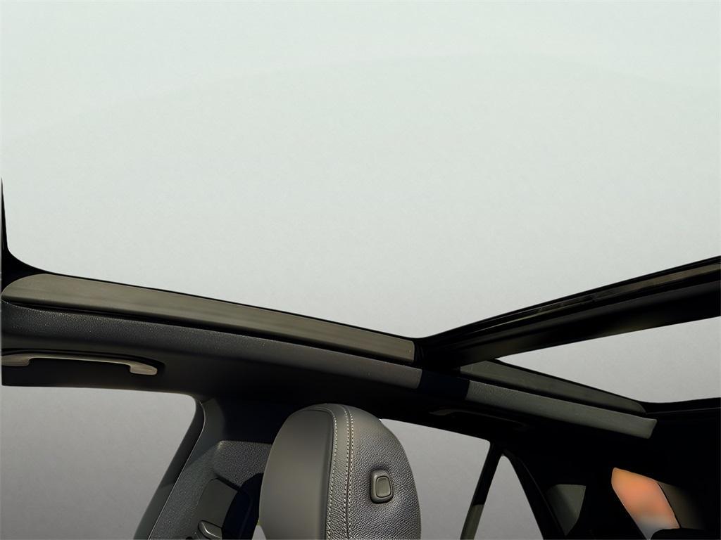 used 2025 Mercedes-Benz GLE 350 car, priced at $62,500