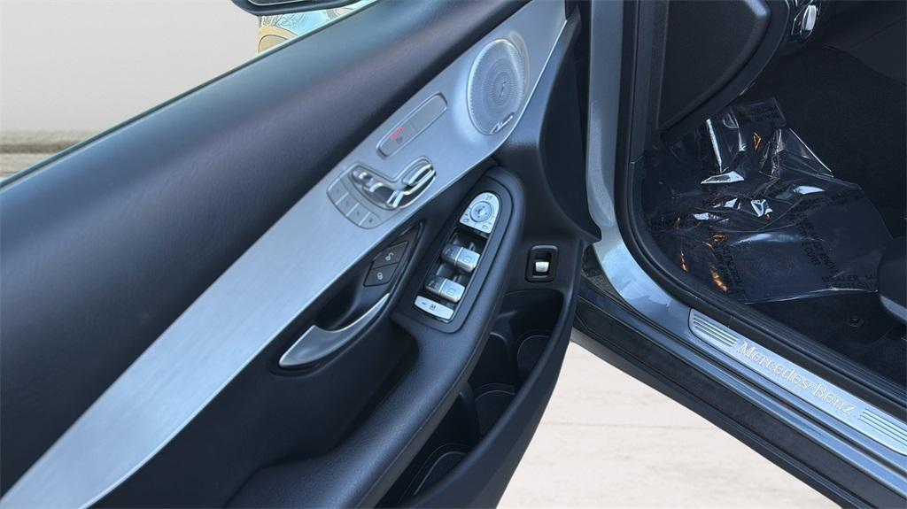 used 2019 Mercedes-Benz GLC 300 car, priced at $31,500