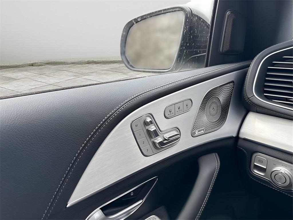 new 2025 Mercedes-Benz AMG GLE 53 car, priced at $99,020