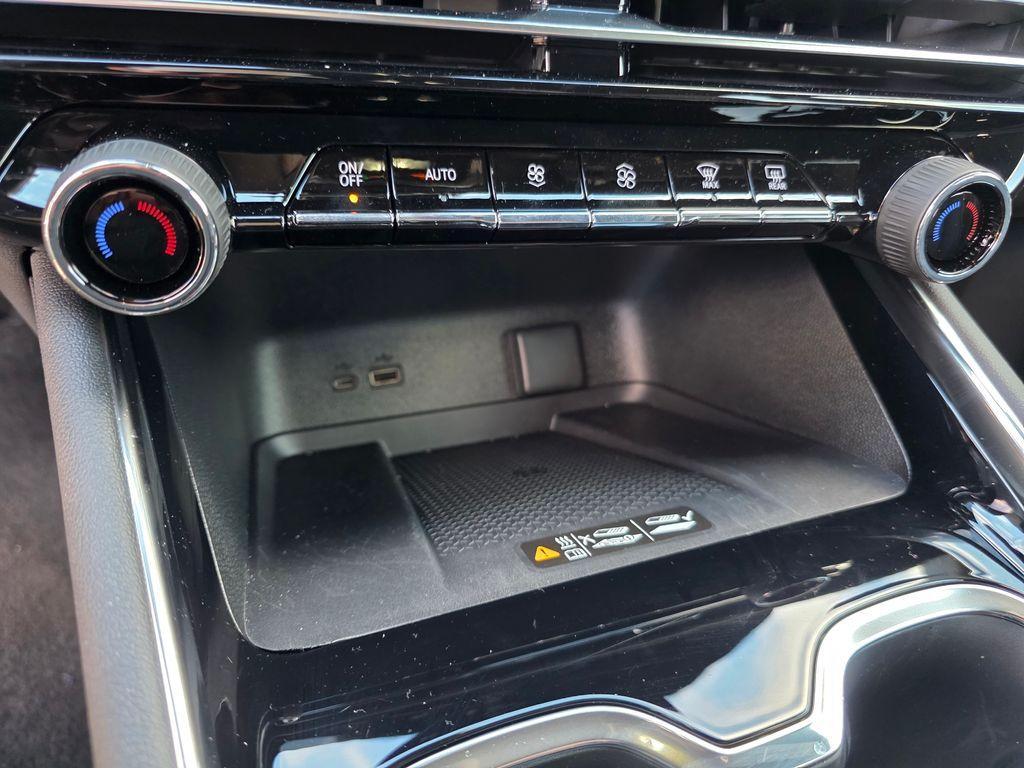 new 2026 Chevrolet Traverse car, priced at $55,958