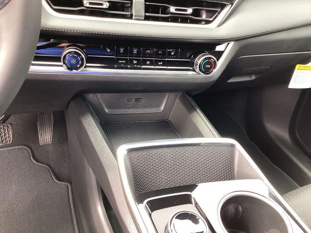 new 2026 Chevrolet Equinox car, priced at $27,514