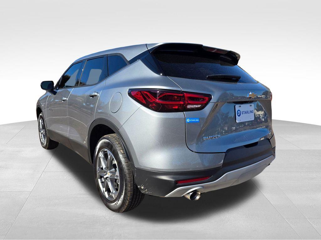 new 2025 Chevrolet Blazer car, priced at $35,717