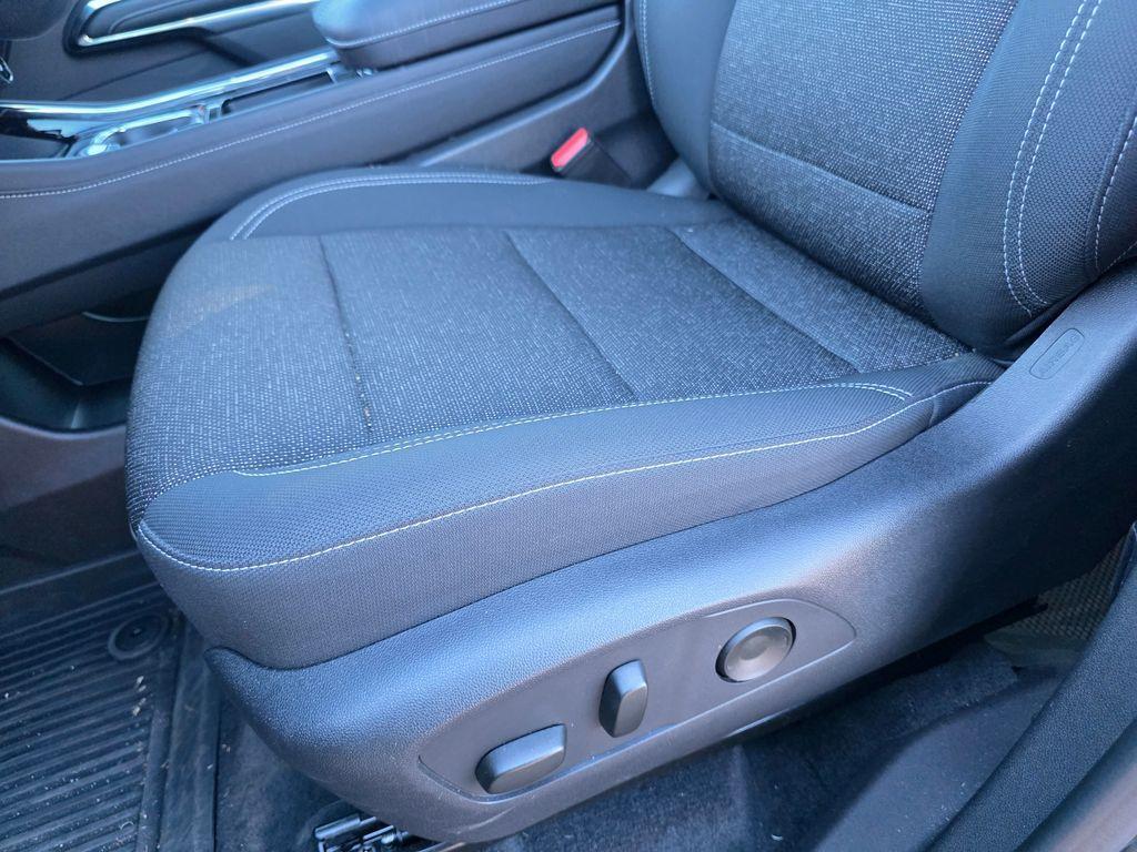 new 2026 Chevrolet Traverse car, priced at $40,645