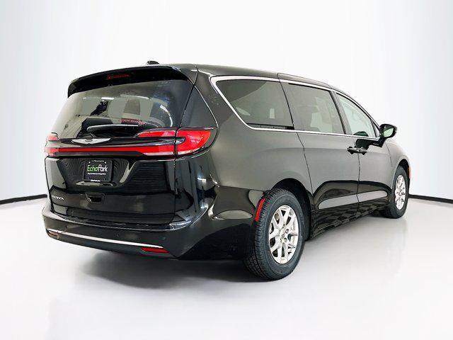used 2024 Chrysler Pacifica car, priced at $28,697