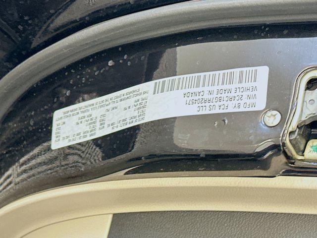 used 2024 Chrysler Pacifica car, priced at $28,697