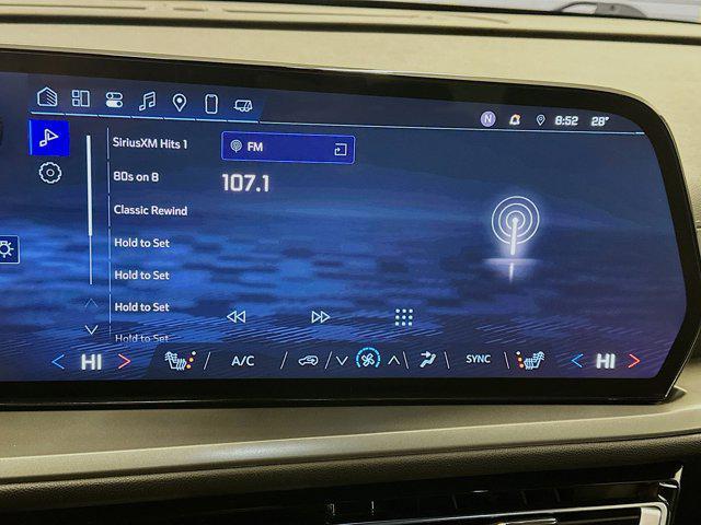 used 2025 Chevrolet Traverse car, priced at $37,996