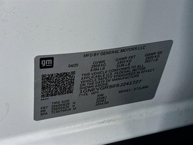 used 2025 Chevrolet Traverse car, priced at $37,996