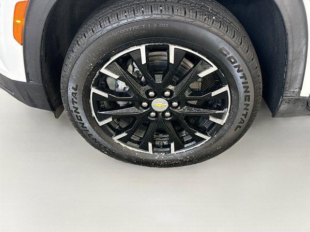 used 2025 Chevrolet Traverse car, priced at $37,996