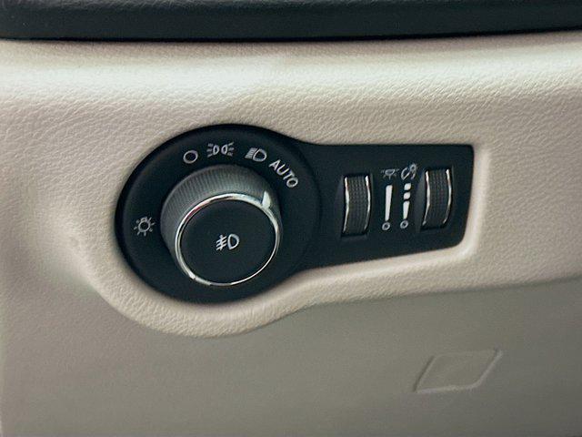 used 2017 Chrysler Pacifica car, priced at $9,996