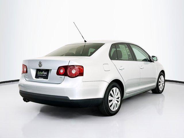 used 2009 Volkswagen Jetta car, priced at $5,496