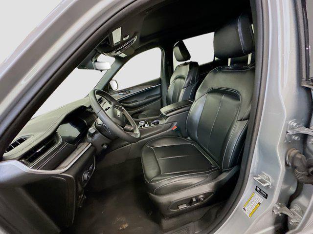 used 2024 Jeep Grand Cherokee L car, priced at $28,987