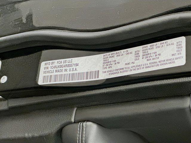 used 2024 Jeep Grand Cherokee L car, priced at $28,987