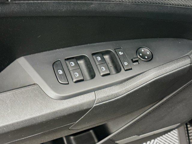 used 2025 Kia Sportage car, priced at $21,996