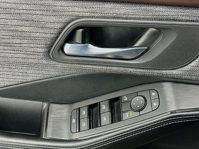 used 2023 Nissan Rogue car, priced at $20,997