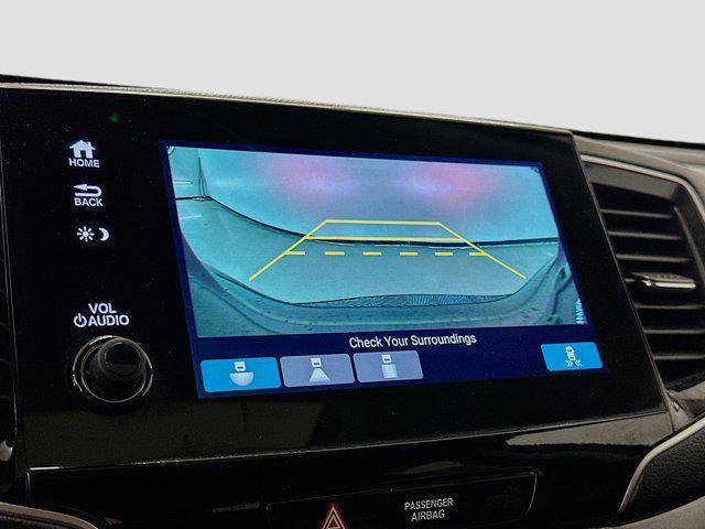 used 2022 Honda Pilot car, priced at $31,997