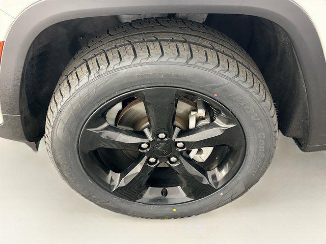 used 2023 Jeep Grand Cherokee car, priced at $28,487