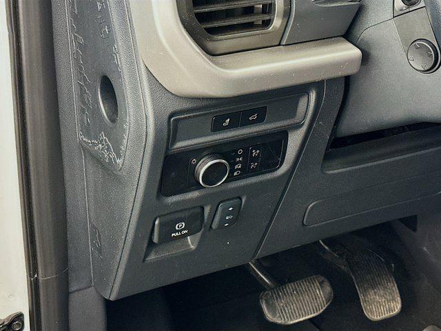 used 2024 Ford Expedition car, priced at $39,987