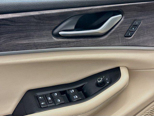 used 2023 Jeep Grand Cherokee L car, priced at $28,487